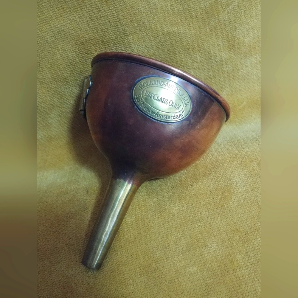 Holland Amerika LIJM first class copper funnel